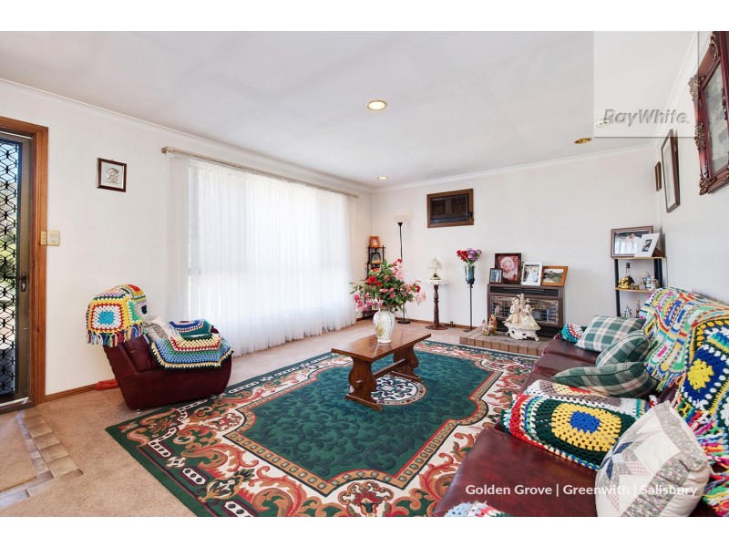 33 Potts Crescent, Burton SA 5110