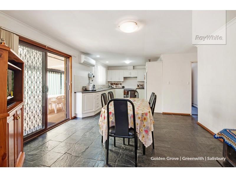 33 Potts Crescent, Burton SA 5110