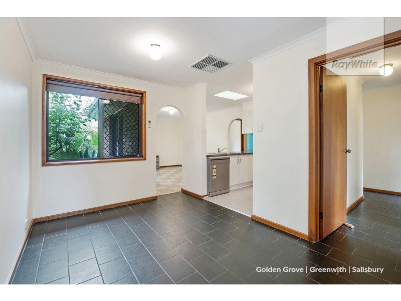 8 Caulfield Crescent, Paralowie SA 5108