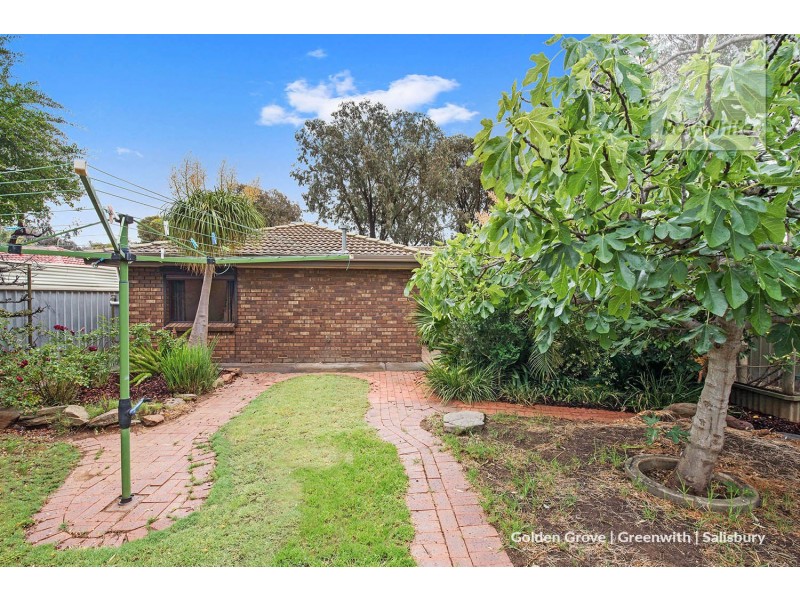 8 Caulfield Crescent, Paralowie SA 5108