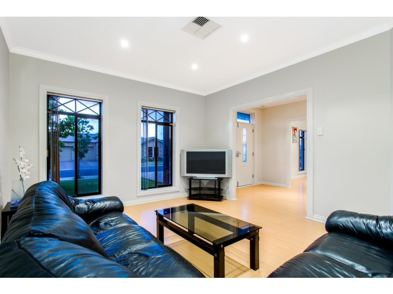 26 Lakeridge Circuit, Burton SA 5110