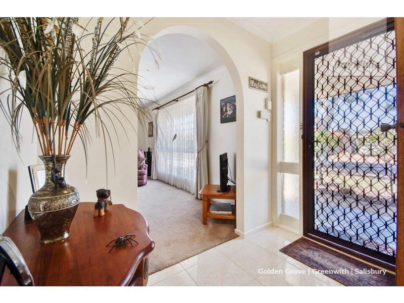 42 Falcon Drive, Parafield Gardens SA 5107