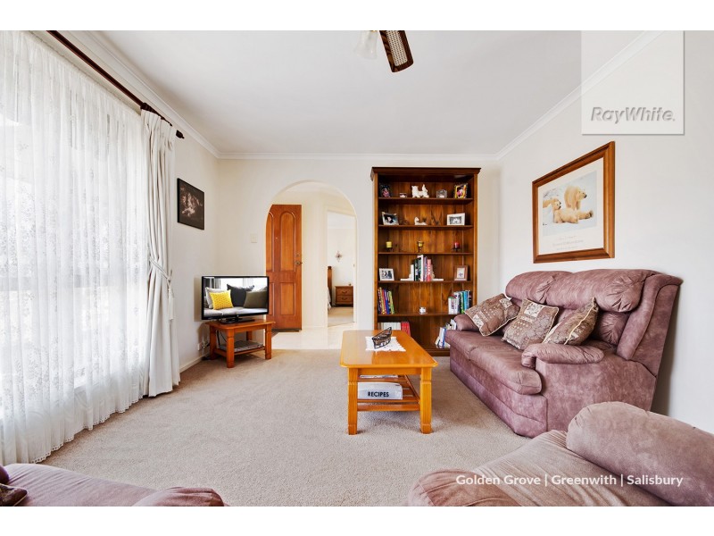 42 Falcon Drive, Parafield Gardens SA 5107