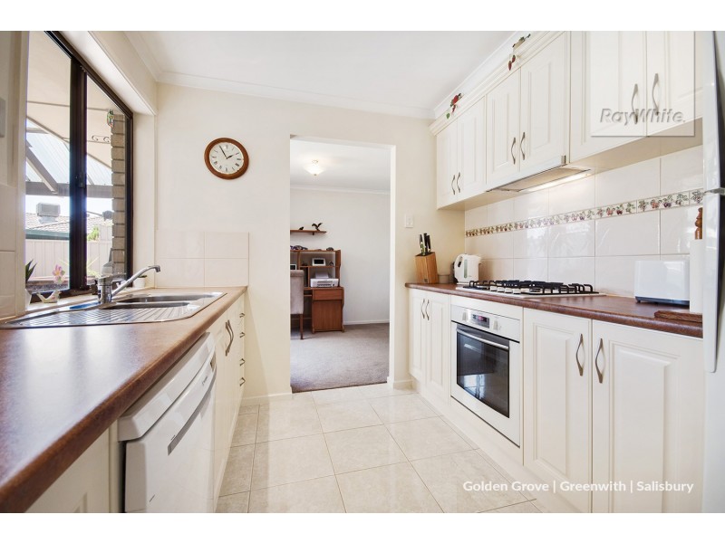 42 Falcon Drive, Parafield Gardens SA 5107