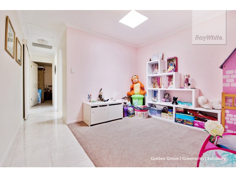 42 Falcon Drive, Parafield Gardens SA 5107