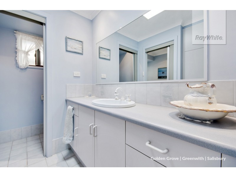 42 Falcon Drive, Parafield Gardens SA 5107