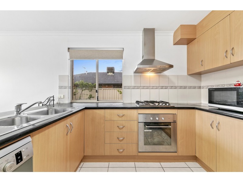 32 Strathaird Boulevard, Smithfield SA 5114