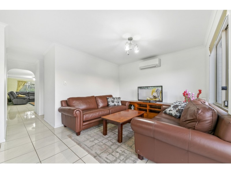 32 Strathaird Boulevard, Smithfield SA 5114