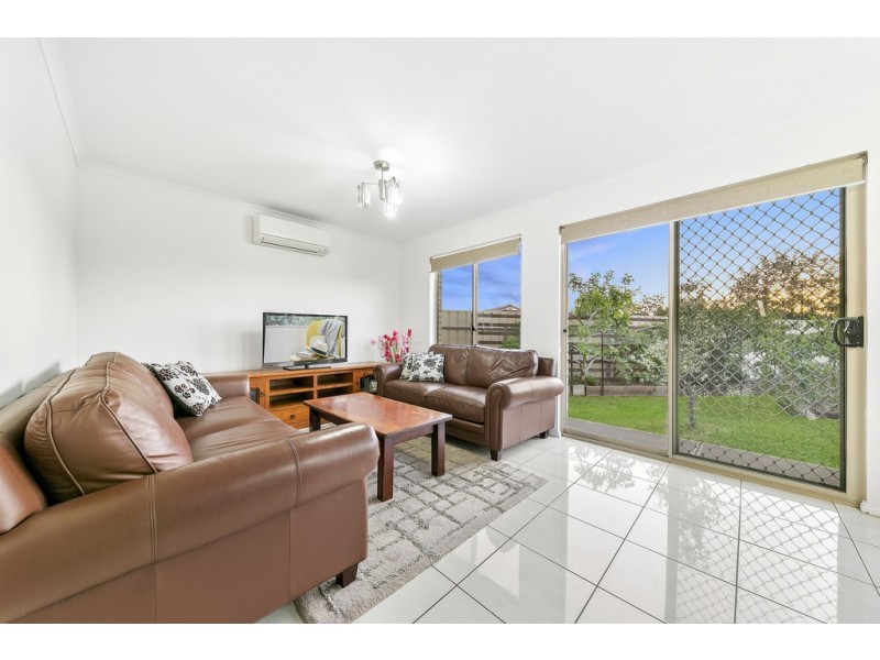 32 Strathaird Boulevard, Smithfield SA 5114