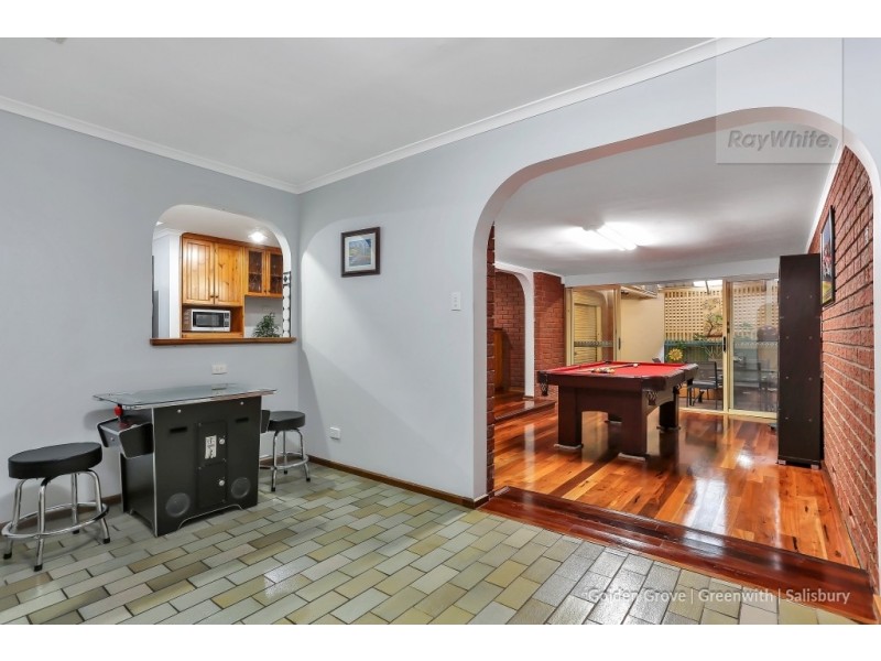 11 Rhodes Court, Hillbank SA 5112