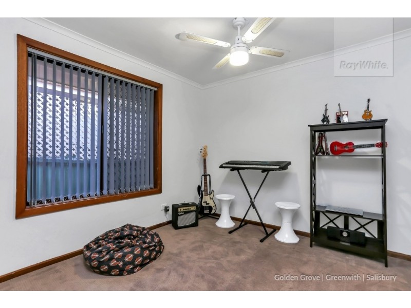 11 Rhodes Court, Hillbank SA 5112