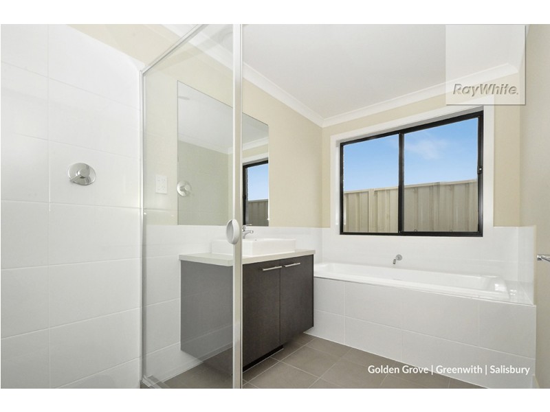 21 Biarritz Street, Munno Para West SA 5115