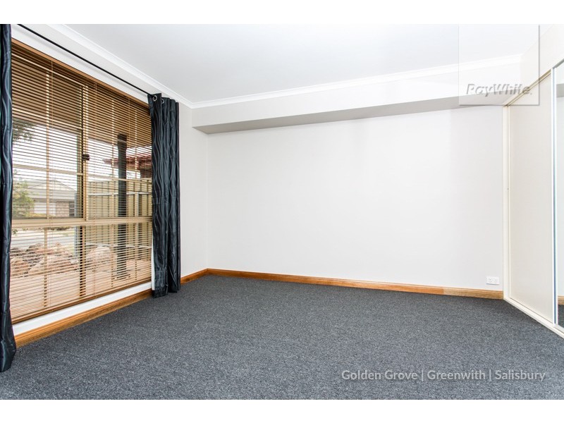 27 Casanor Crescent, Paralowie SA 5108