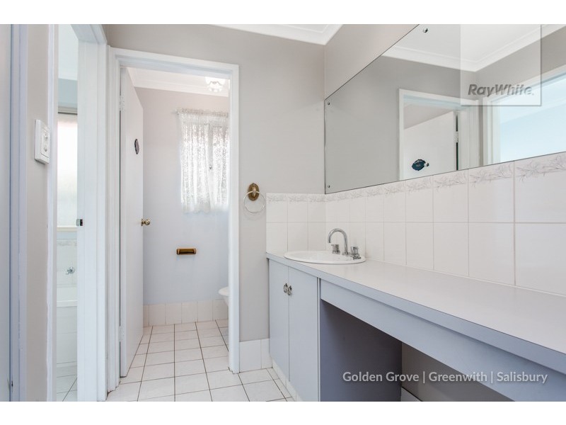 27 Casanor Crescent, Paralowie SA 5108