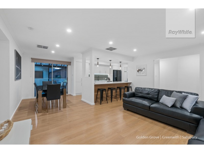 10 Hoylake Crescent, Fairview Park SA 5126