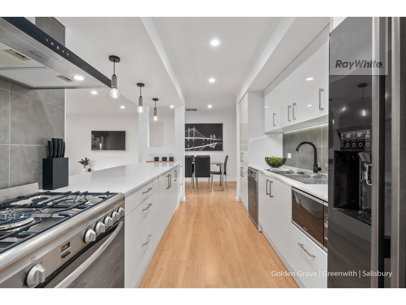 10 Hoylake Crescent, Fairview Park SA 5126