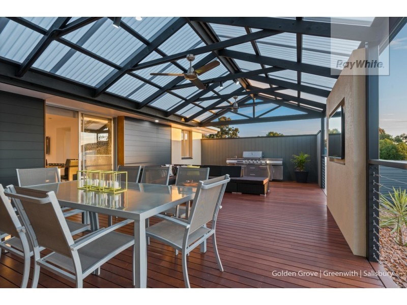 10 Hoylake Crescent, Fairview Park SA 5126