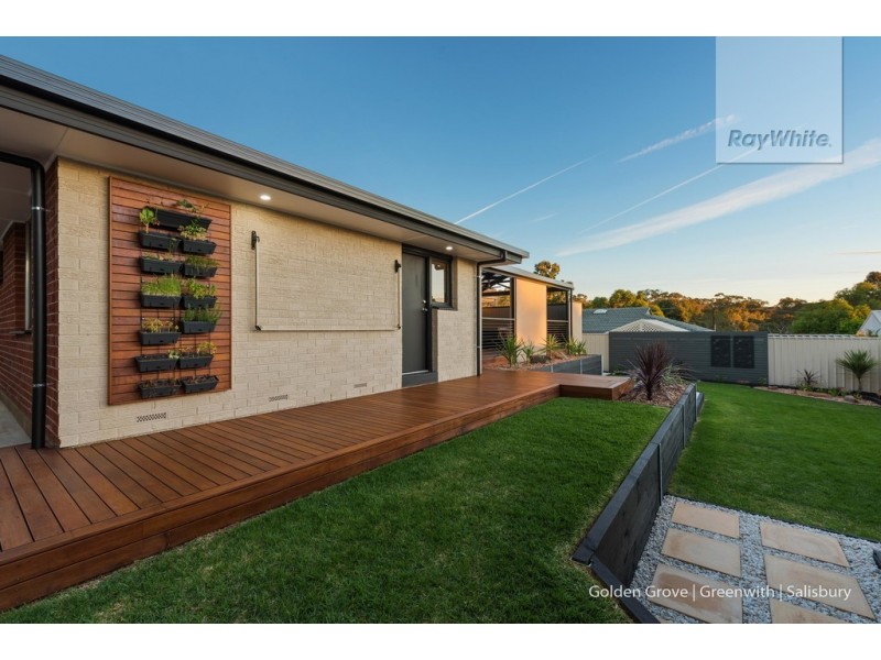 10 Hoylake Crescent, Fairview Park SA 5126