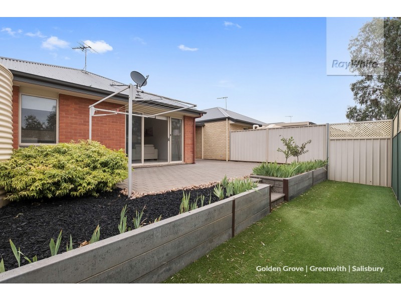 2/3 Railway Crescent, Evanston SA 5116