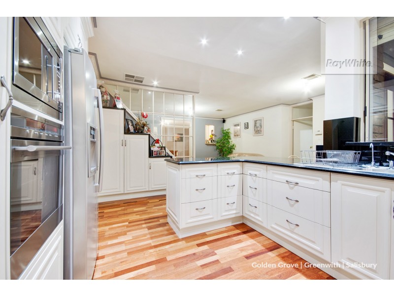 8 Greig Court, Paralowie SA 5108