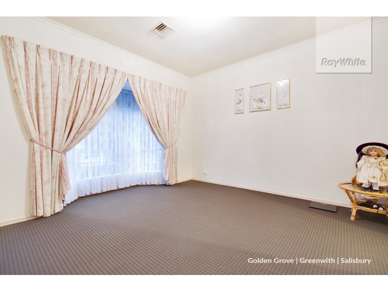8 Greig Court, Paralowie SA 5108