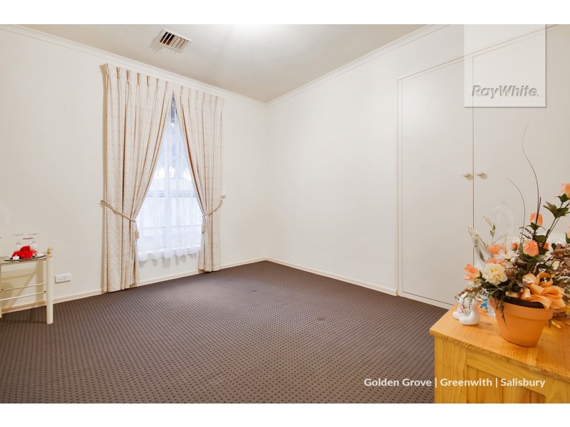 8 Greig Court, Paralowie SA 5108