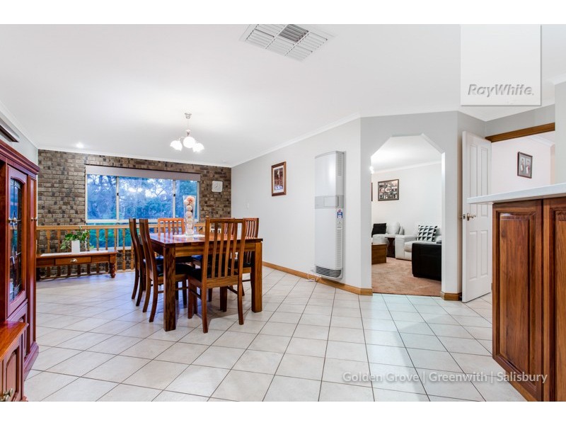 5 Amanda Drive, Surrey Downs SA 5126