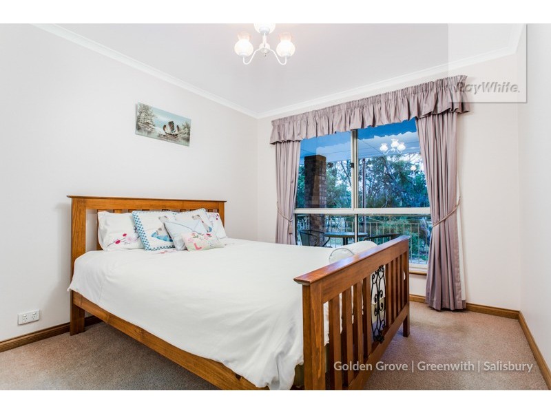 5 Amanda Drive, Surrey Downs SA 5126