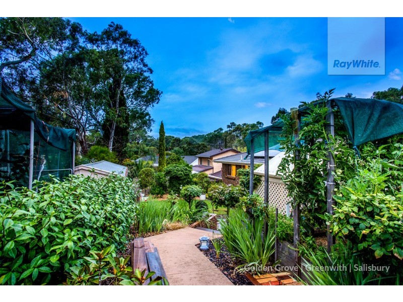 5 Amanda Drive, Surrey Downs SA 5126