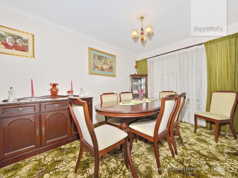 17 Banksia Crescent, Parafield Gardens SA 5107