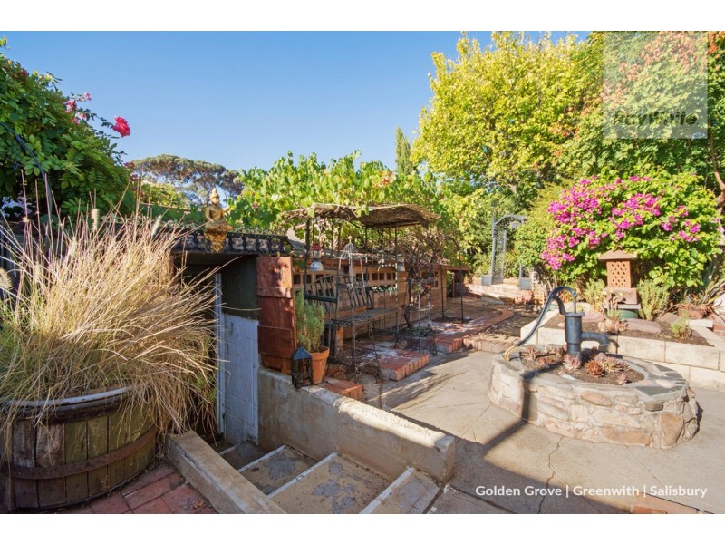 4 Marcian Avenue, Elizabeth Downs SA 5113