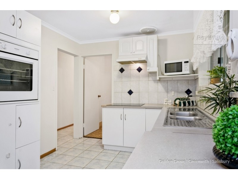 9 Hasse Court, Parafield Gardens SA 5107