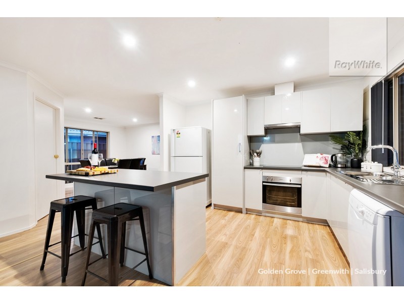 8 Chase Court, Blakeview SA 5114