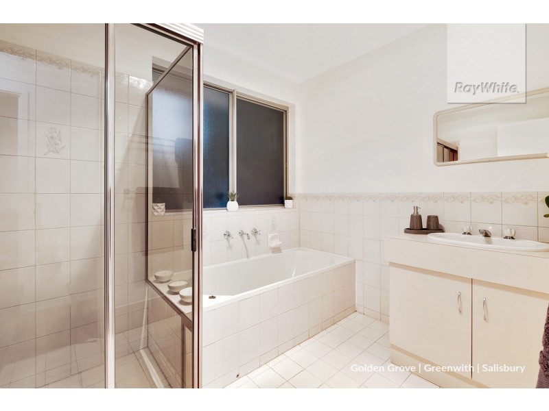 8 Chase Court, Blakeview SA 5114