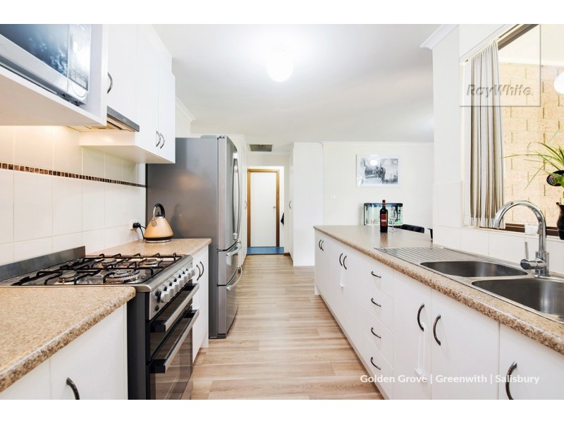 43 Lyndon Road, Paralowie SA 5108