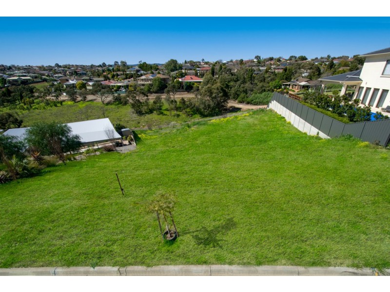 8 Wellington Court, Greenwith SA 5125