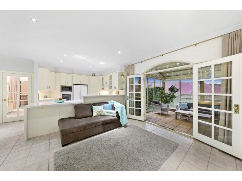 8 Hillstowe Court, Greenwith SA 5125