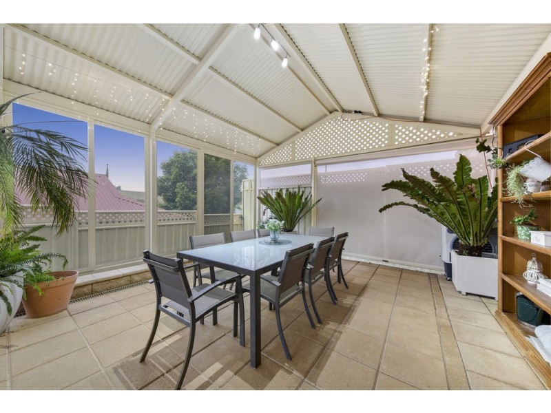 8 Hillstowe Court, Greenwith SA 5125