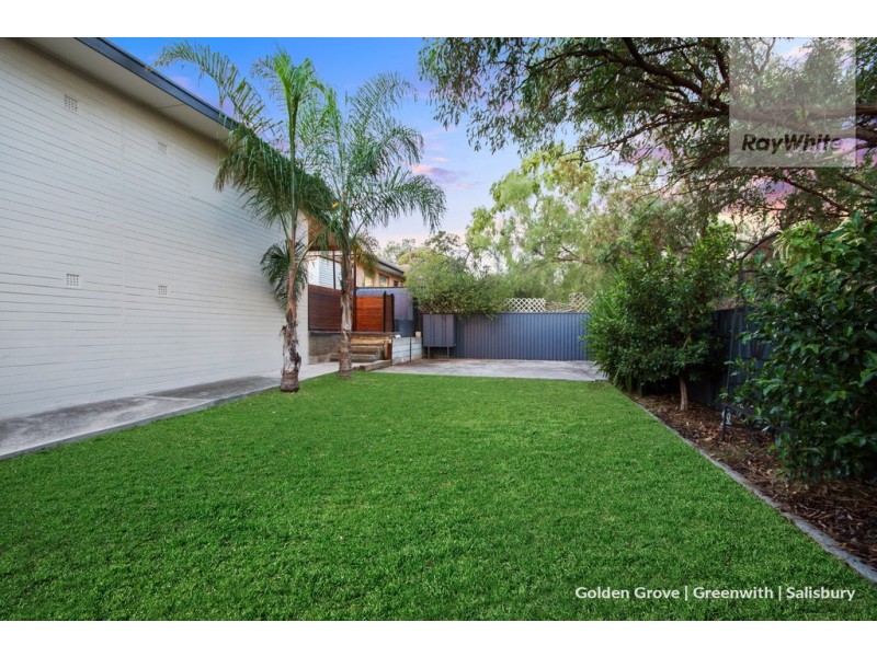 7 Billabong Road, Para Hills SA 5096