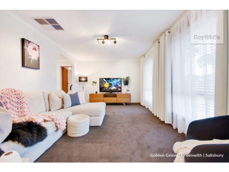 1 Woolaston Road, Salisbury Downs SA 5108