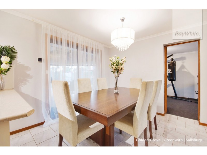 1 Woolaston Road, Salisbury Downs SA 5108