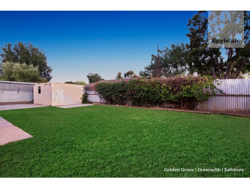 1 Woolaston Road, Salisbury Downs SA 5108