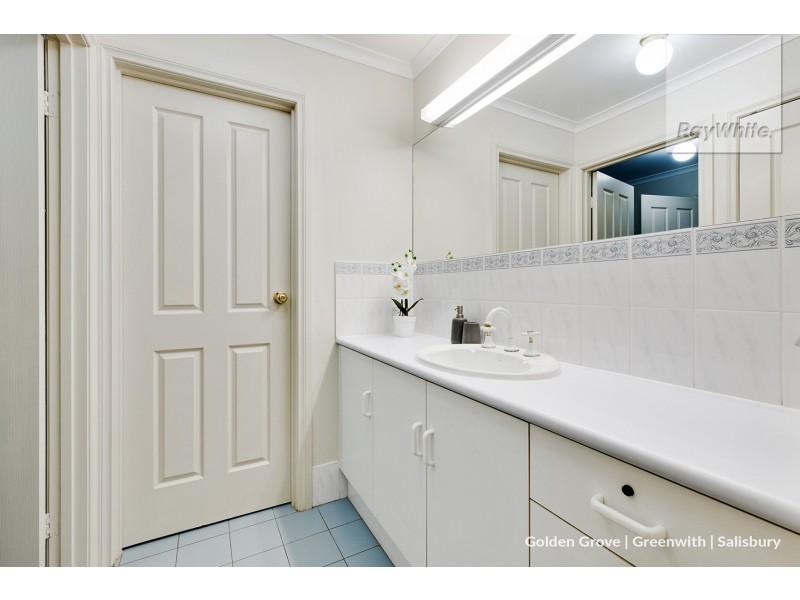 15 Driscoll Court, Greenwith SA 5125