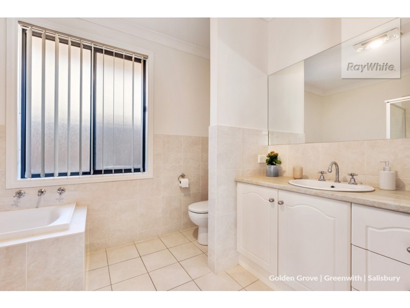 5 Xavier Place, Parafield Gardens SA 5107