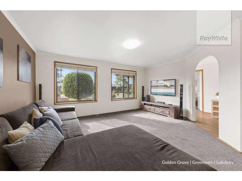 10 Haywood Close, Andrews Farm SA 5114