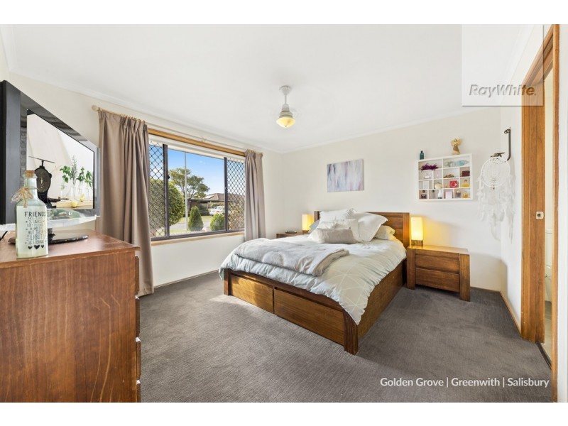 10 Haywood Close, Andrews Farm SA 5114