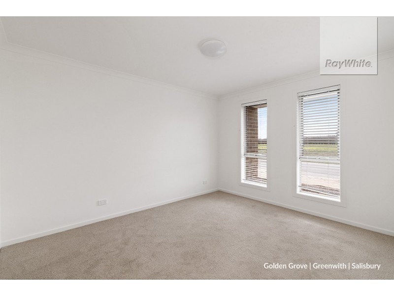 8 Lauren Lane, Munno Para West SA 5115