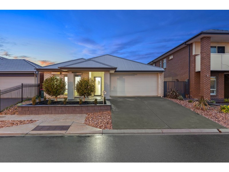 33 Queensberry Way, Blakeview SA 5114