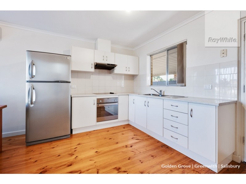 27 Universal Road, Salisbury Downs SA 5108
