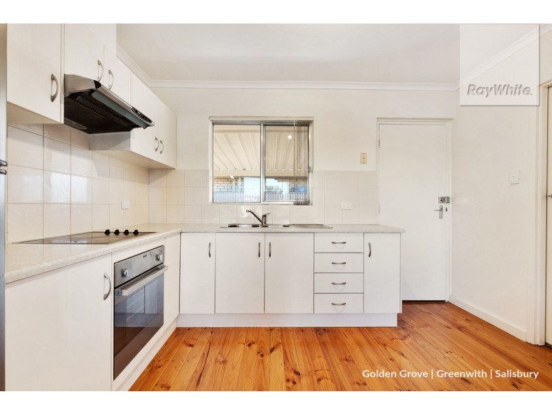 27 Universal Road, Salisbury Downs SA 5108